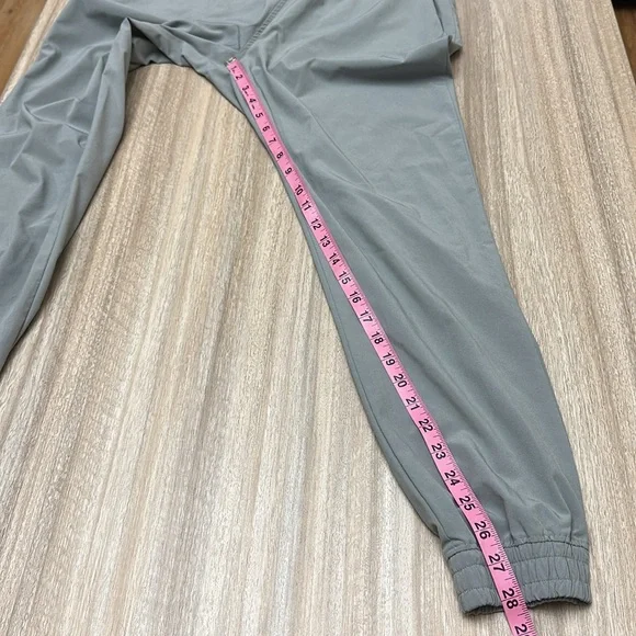 Gymshark training woven joggers women’s size extra small light gray color - Picture 15 of 15
